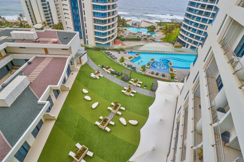 Pearls Of Umhlanga Apartment Durban Exterior photo