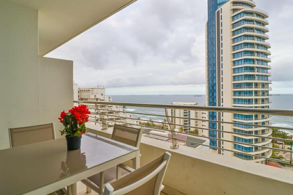 Pearls Of Umhlanga Apartment Durban Exterior photo