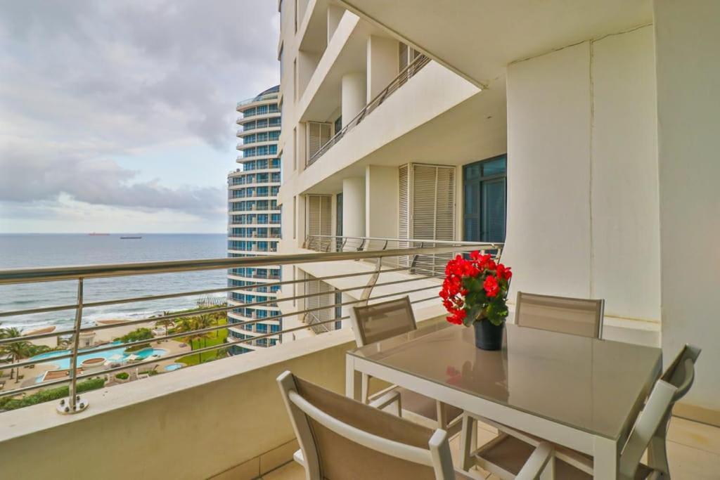 Pearls Of Umhlanga Apartment Durban Exterior photo